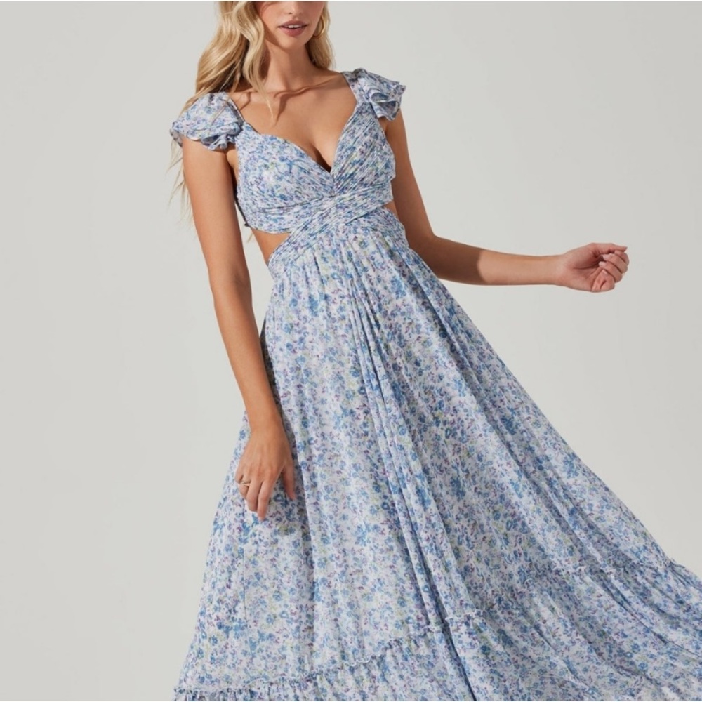 ASTR the Label - Primrose Floral Strappy Back
Maxi Dress
